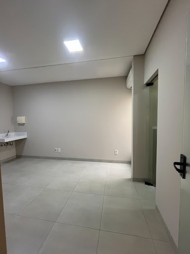 Sala em Centro  -  Adamantina