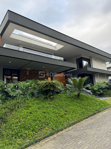 Casa 5 Dormitórios – Cacupé – Florianópolis, SC