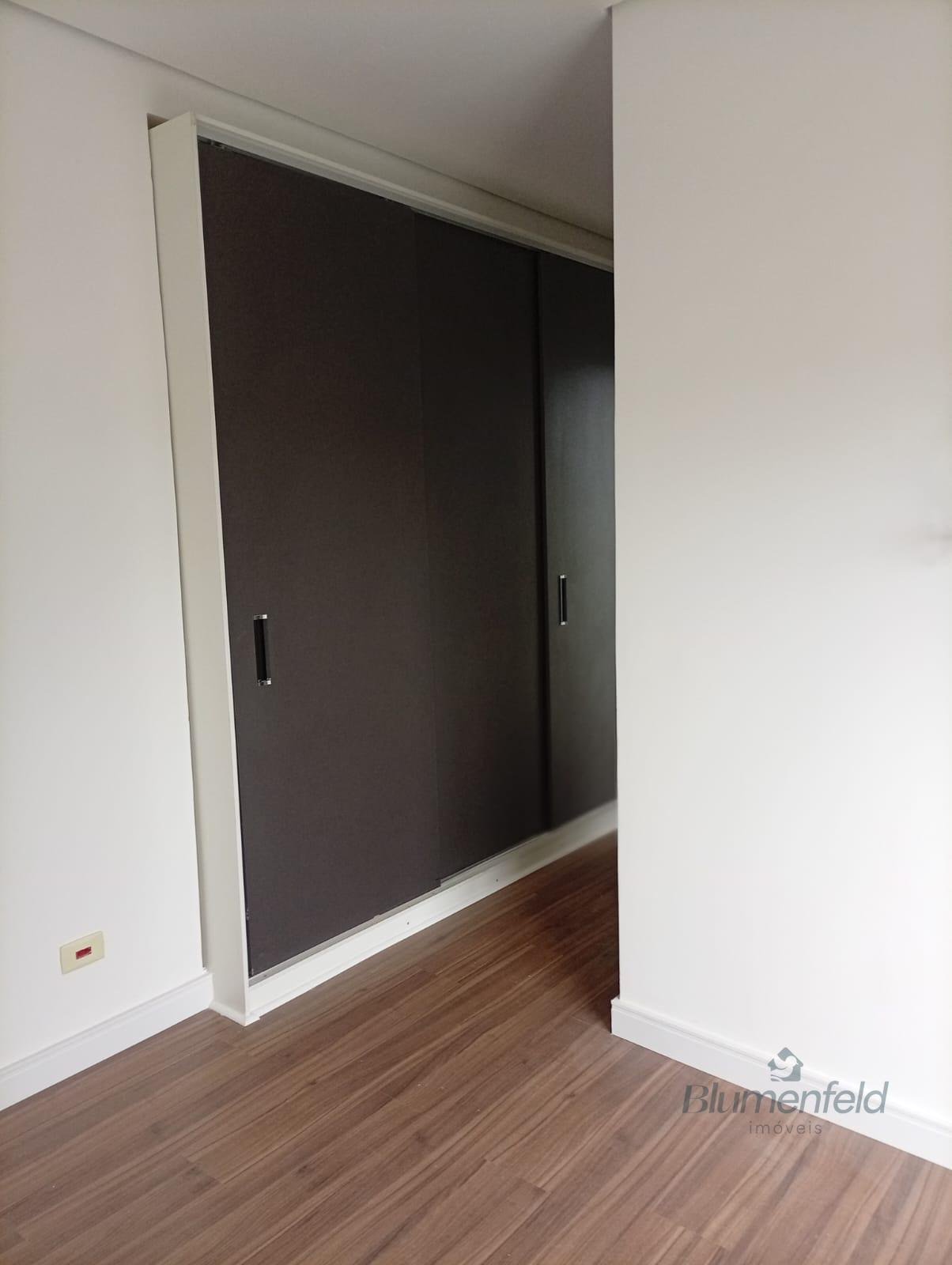 Casa à venda com 4 quartos, 4 suítes, 3 vagas e 311m² no Condominio Arujazinho V, Arujá (SP) — foto 17 de 30