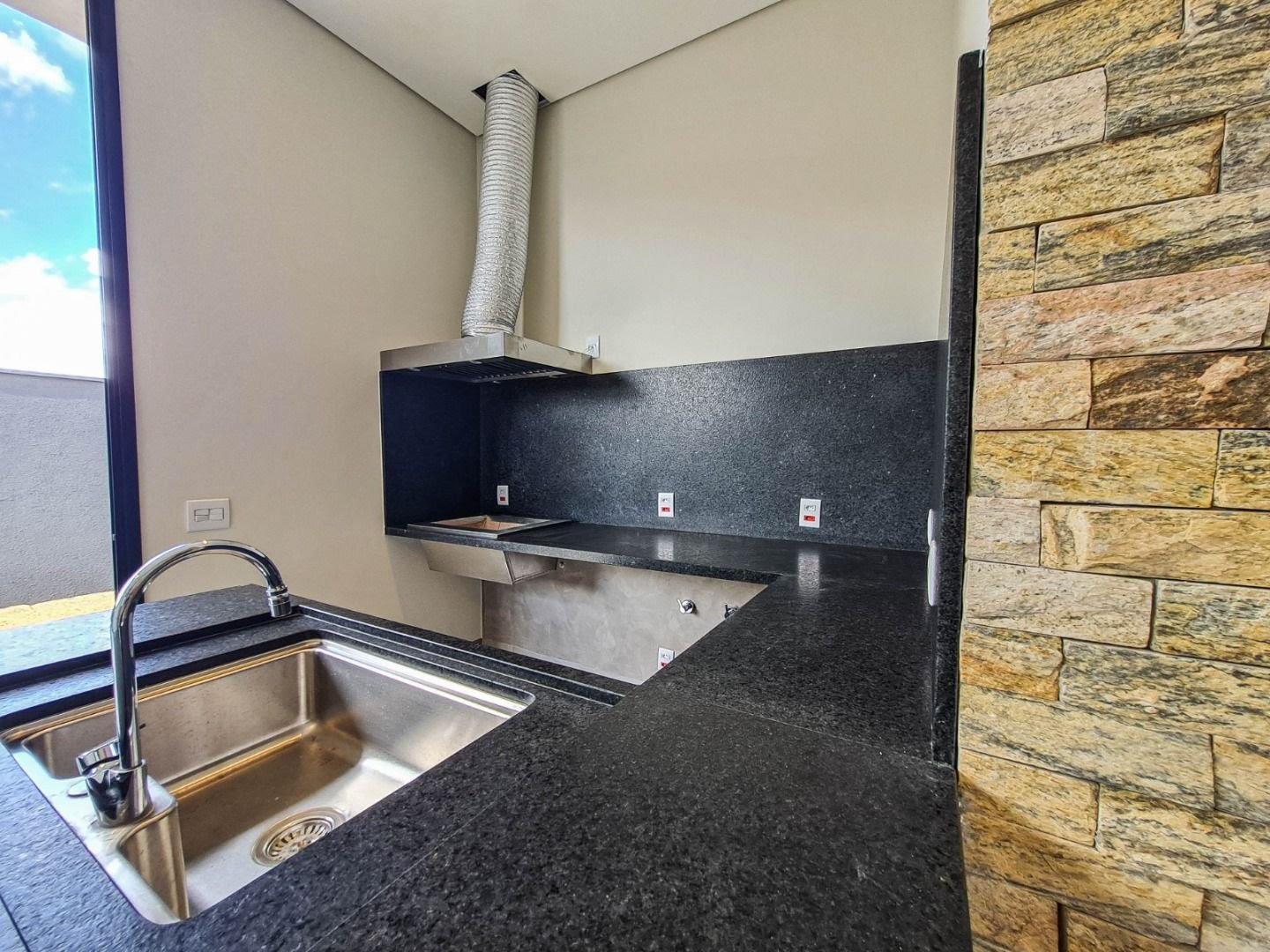 Casa à venda com 3 quartos, 3 suítes, 4 vagas e 204m² no Residencial Alto do Castelo, Ribeirão Preto (SP) — foto 8 de 20