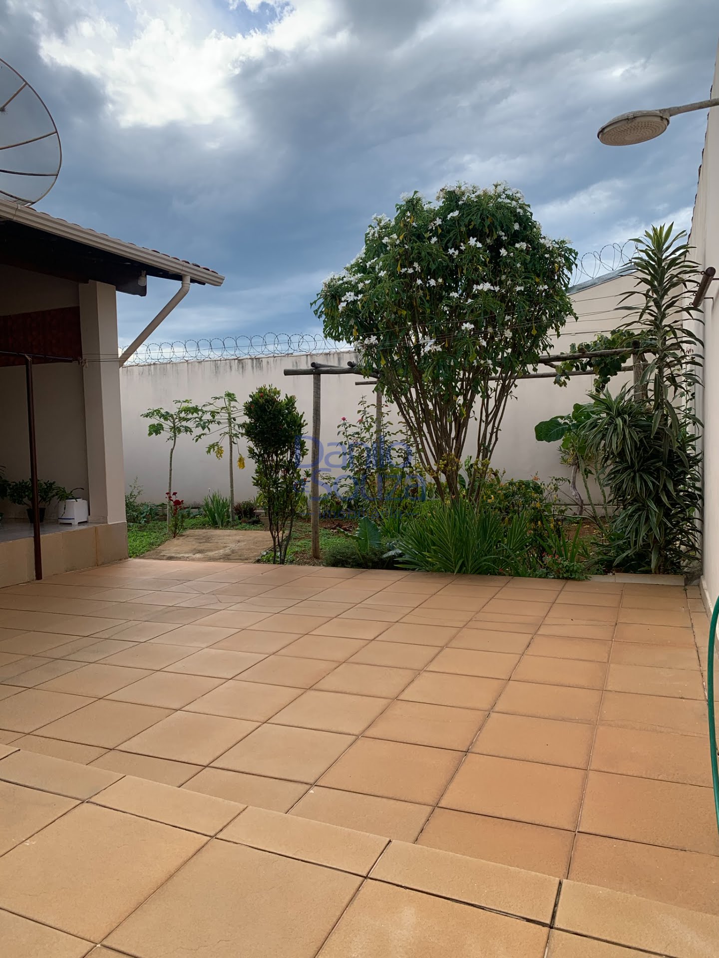 Casa à venda com 3 quartos, 1 suíte, 2 vagas e 360m² no Arasol, Araxá (MG) — foto 18 de 21