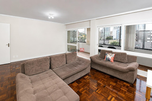 Apartamento 4 Dormitórios em Lourdes, Caxias do Sul