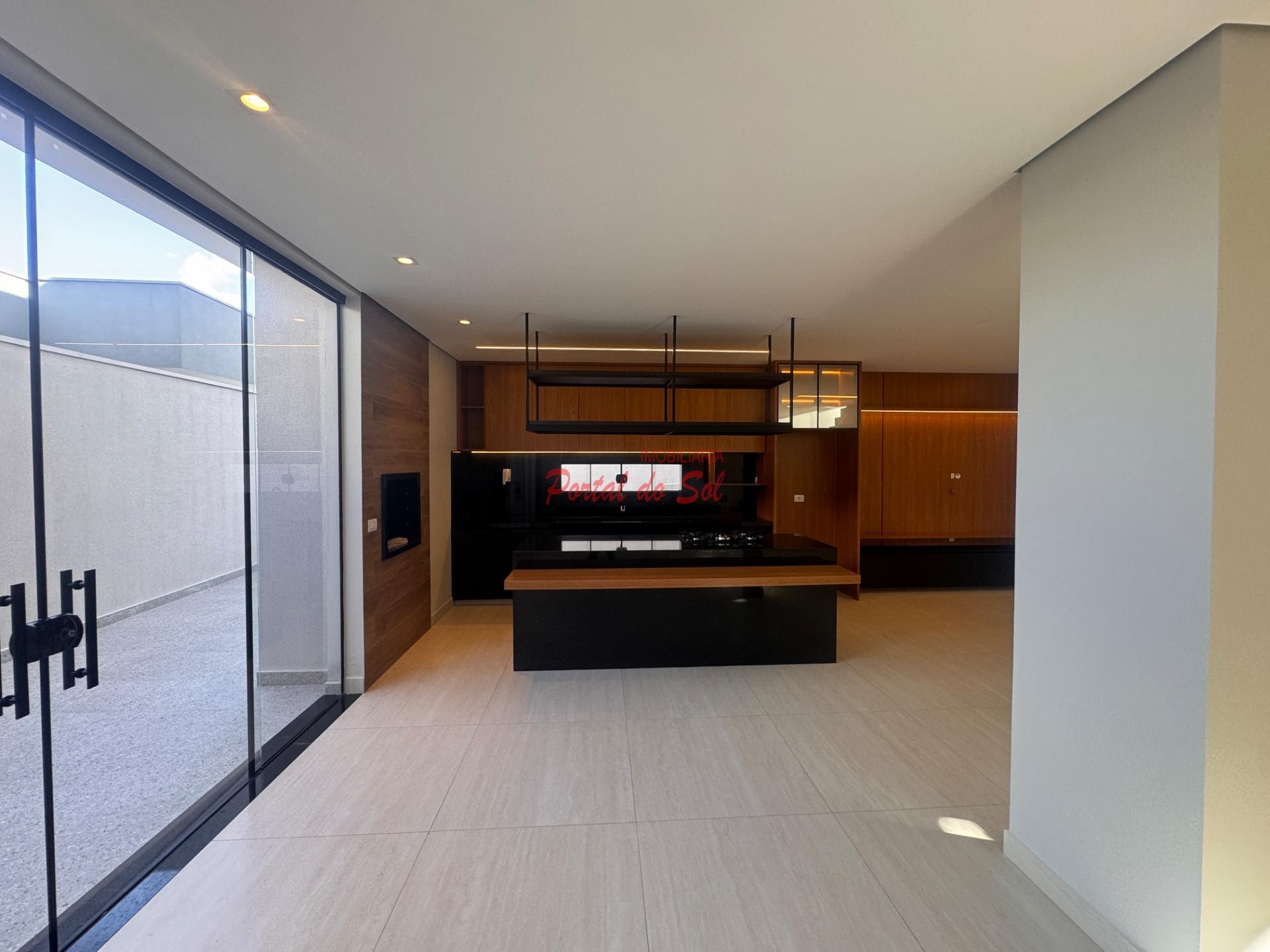 Casa à venda com 3 quartos, 1 suíte, 3 vagas e 221m² no Residêncial Tarumas, Santo Antônio da Platina (PR) — foto 13 de 21