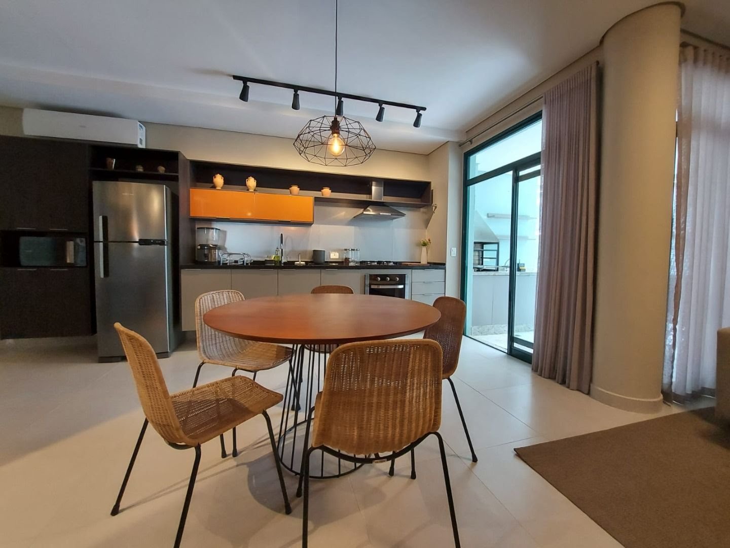Apartamento para alugar com 2 quartos, 2 banheiros, 2 vagas e 94m² no Praia Grande, Ubatuba (SP) — foto 7 de 13
