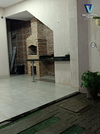 Casa Duplex em Belchior, Sobral: 3 Dormitórios, 2 Suítes
