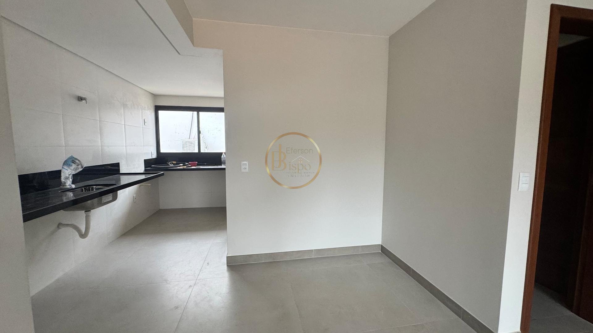 Apartamento à venda com 3 quartos, 3 suítes, 1 vaga e 154m² no Taperapuã, Porto Seguro (BA) — foto 3 de 17