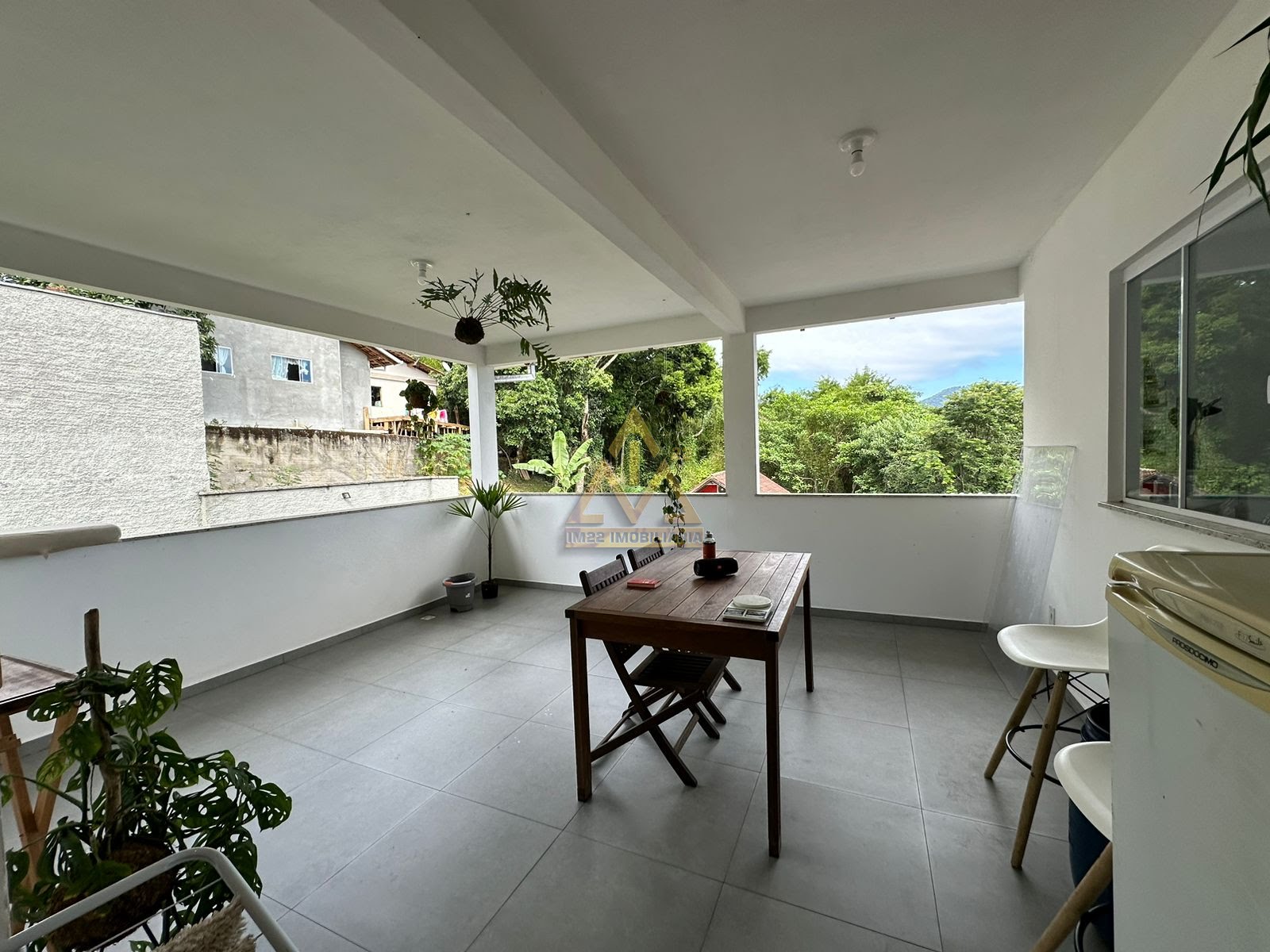 Casa à venda com 4 quartos, 4 banheiros, 2 vagas e 220m² no Água Verde, Blumenau (SC) — foto 19 de 23