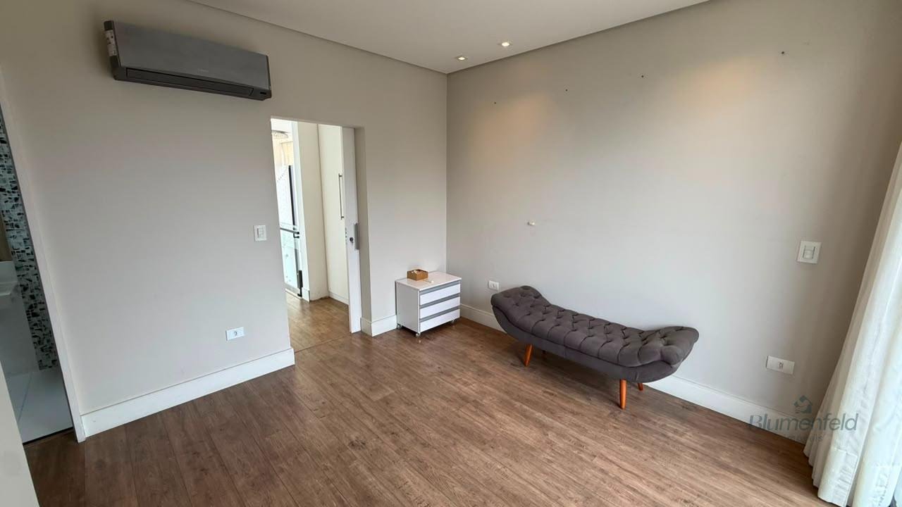 Casa à venda com 4 quartos, 4 suítes, 6 vagas e 370m² no Condomínio Real Park, Arujá (SP) — foto 23 de 30