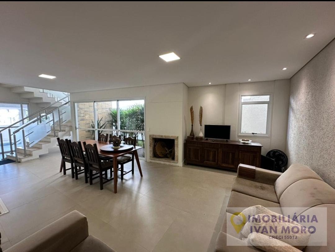 Casa à venda com 4 quartos, 4 suítes, 3 vagas e 567m² no João Paulo, Florianópolis (SC) — foto 15 de 29