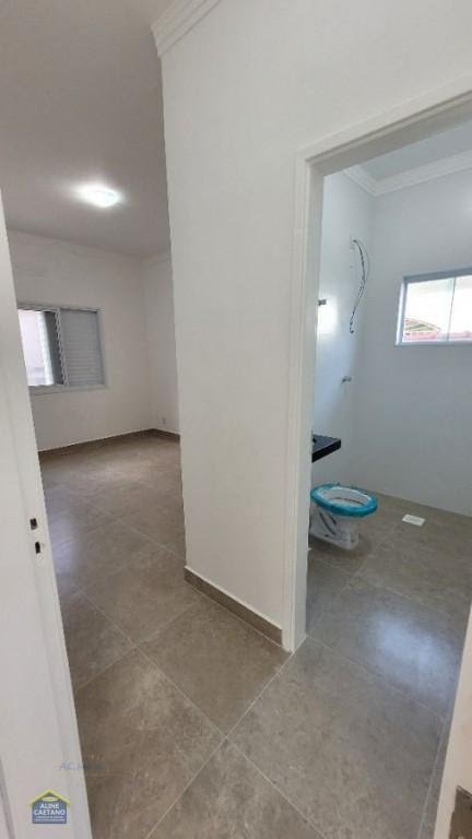 Casa à venda com 3 quartos, 3 suítes, 3 vagas e 124m² no Jardim Imperador, Praia Grande (SP) — foto 14 de 26