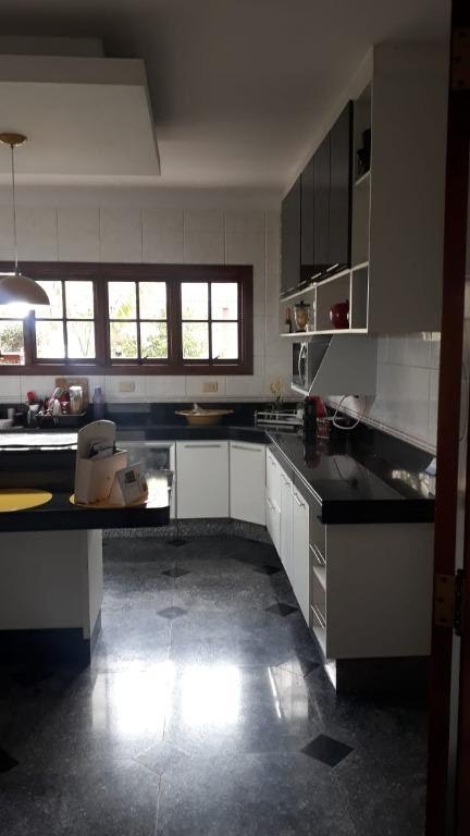 Casa à venda com 4 quartos, 4 suítes, 6 vagas e 860m² no Arujázinho I, II e III, Arujá (SP) — foto 17 de 17