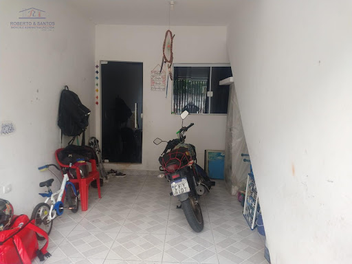 1 vaga na casa térrea