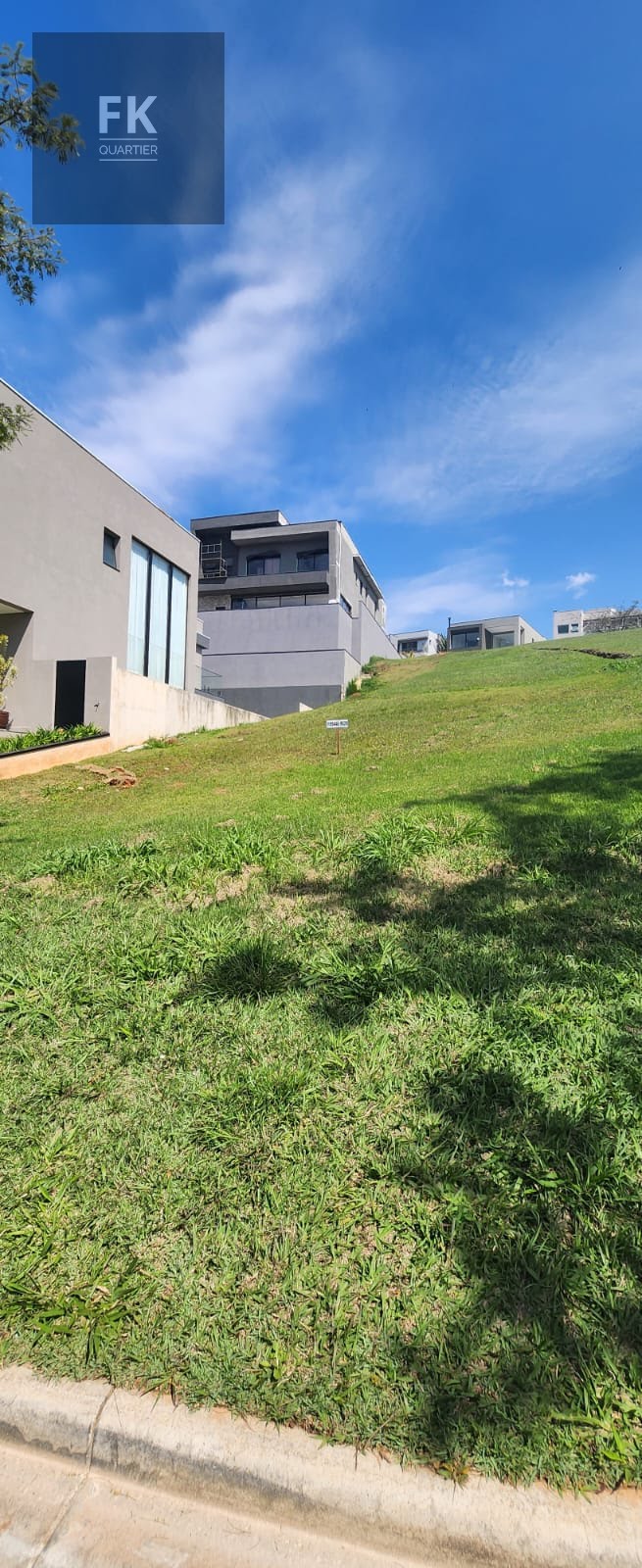 Terreno à venda com 441m² de terreno no Residencial Burle Marx, Santana de Parnaíba (SP) — foto 2 de 6
