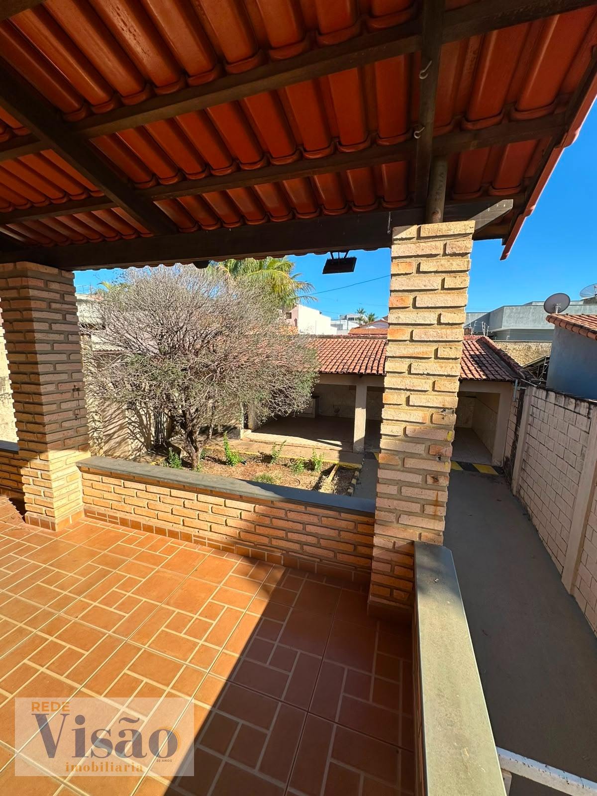 Apartamento para alugar com 1 quarto, 2 suítes e 4 vagas no Jardim Serrano, Paracatu (MG) — foto 9 de 27