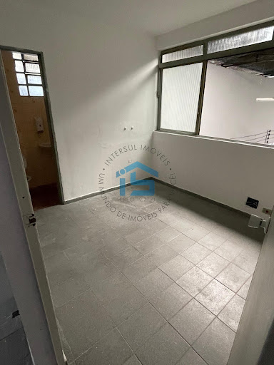 Galpão em Pedreira, São Paulo | 488m² à venda e locação
