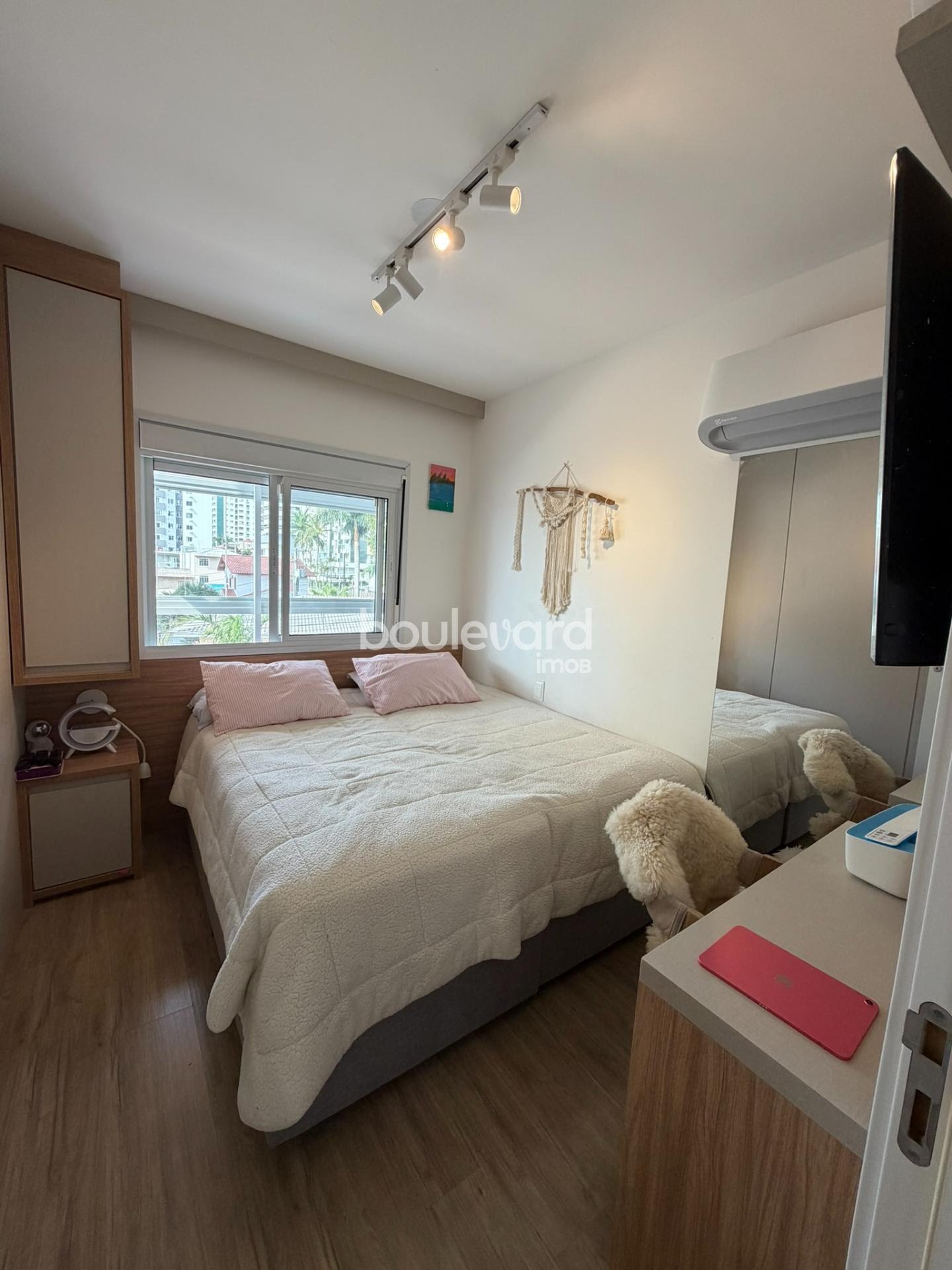 Apartamento à venda com 3 quartos, 1 suíte, 1 vaga e 83m² no Barreiros, São José (SC) — foto 22 de 30