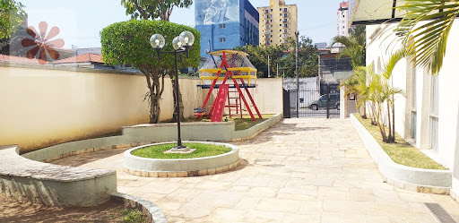 em Vila Paranaguá  -  São Paulo
