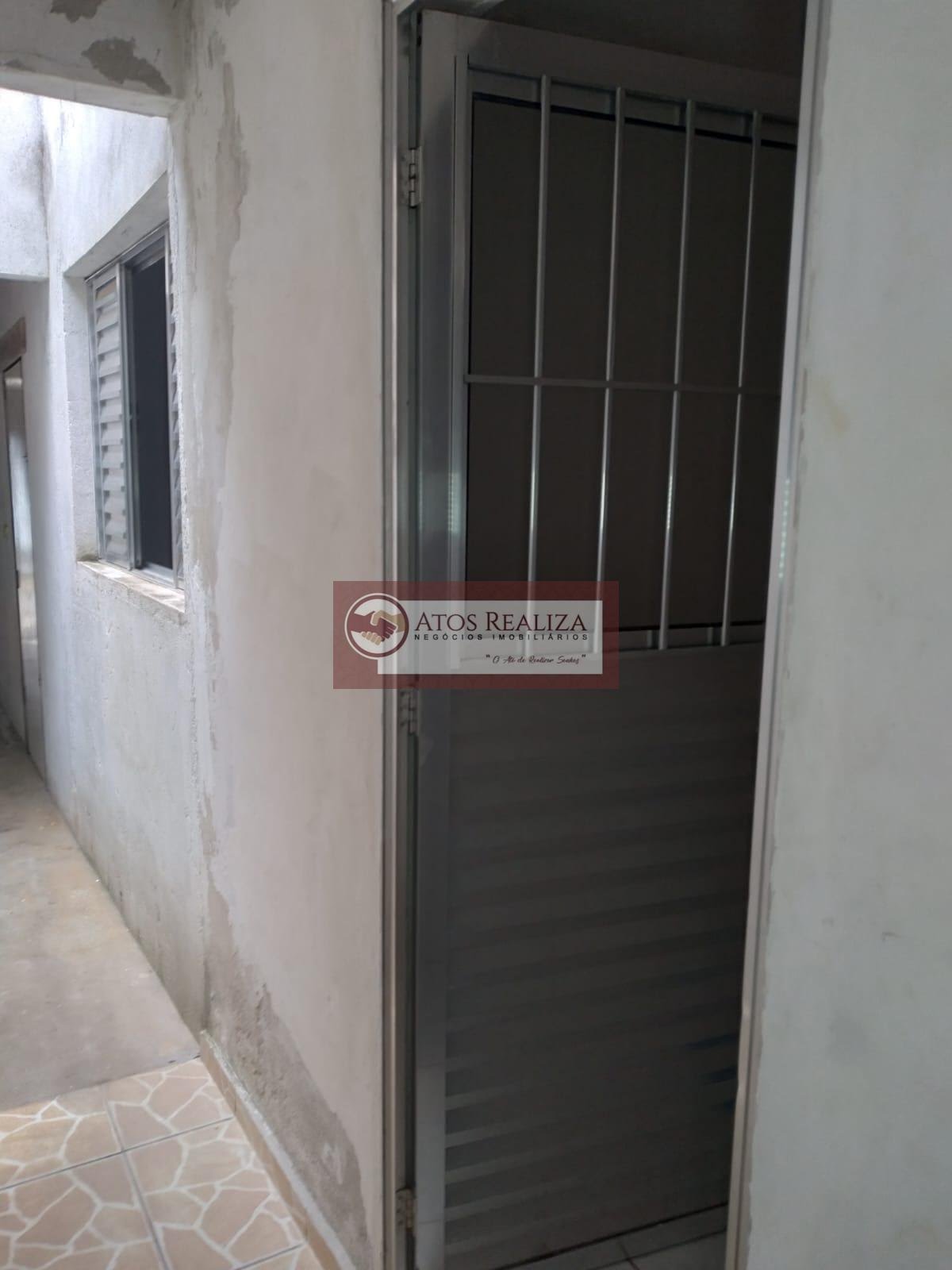 Casa para alugar com 1 quarto e 1 banheiro no Jardim Sertaozinho, São Paulo — foto principal