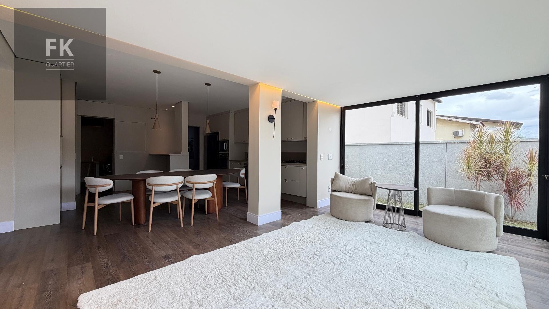 Casa à venda com 5 quartos, 5 suítes, 4 vagas e 350m² no Alphaville Residencial Dois, Barueri (SP) — foto 7 de 30