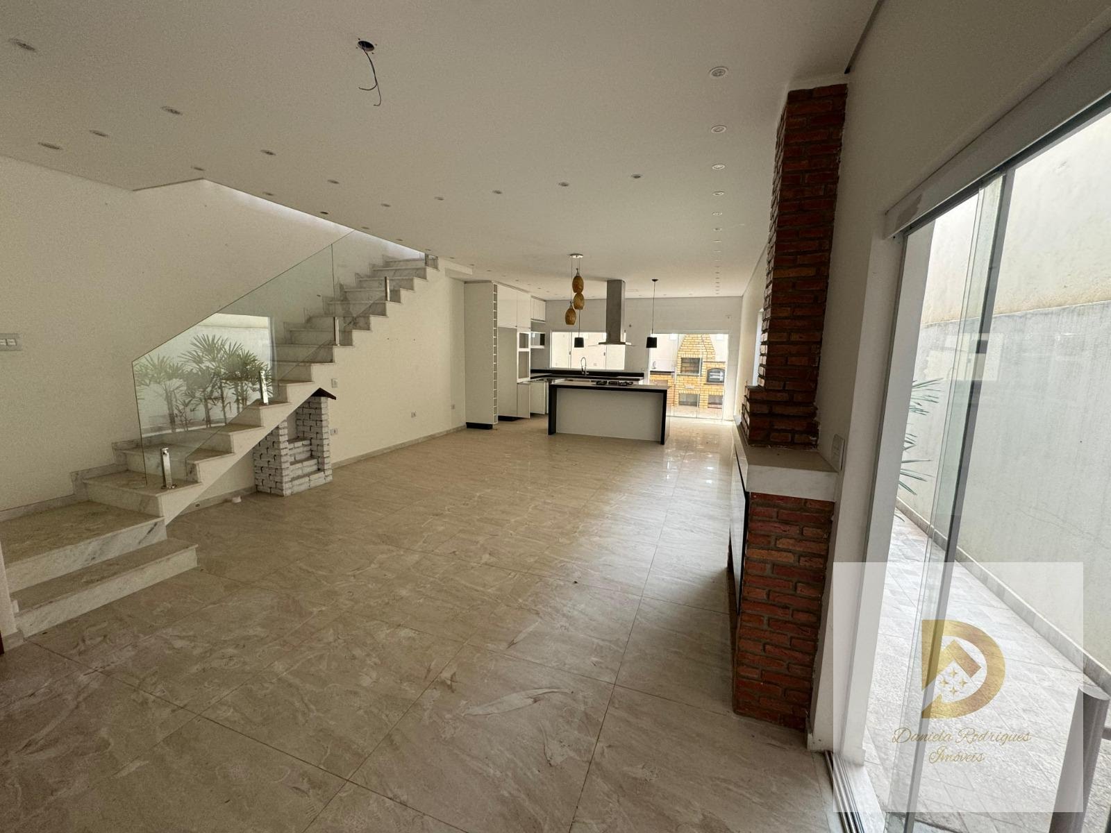 Casa à venda com 3 quartos, 1 banheiro, 2 vagas e 147m² no Villa Verde, Franco da Rocha — foto principal