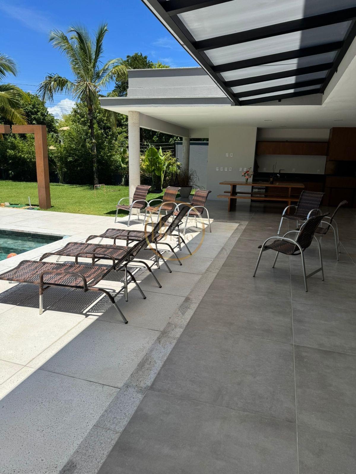 Casa à venda com 4 quartos, 4 suítes, 5 vagas e 400m² no Outeiro D'gloria, Porto Seguro (BA) — foto 10 de 12