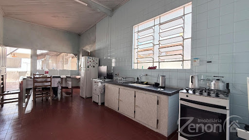Casa à Venda no Centro de Adamantina SP