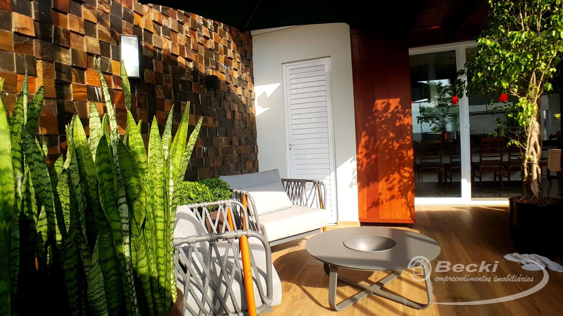 Apartamento à venda com 3 quartos, 1 suíte, 2 vagas e 133m² no Petrópolis, Joinville (SC) — foto 7 de 25