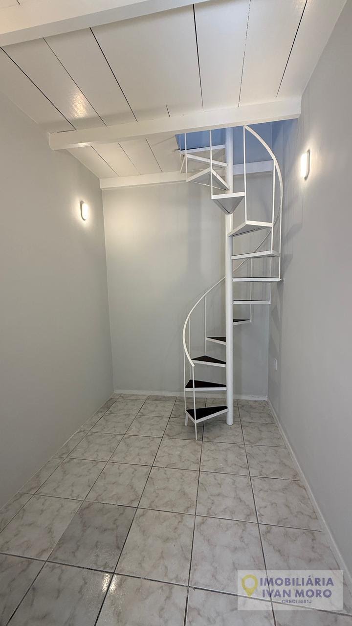 Casa à venda com 4 quartos, 2 suítes, 2 vagas e 150m² no Itacorubi, Florianópolis (SC) — foto 22 de 24