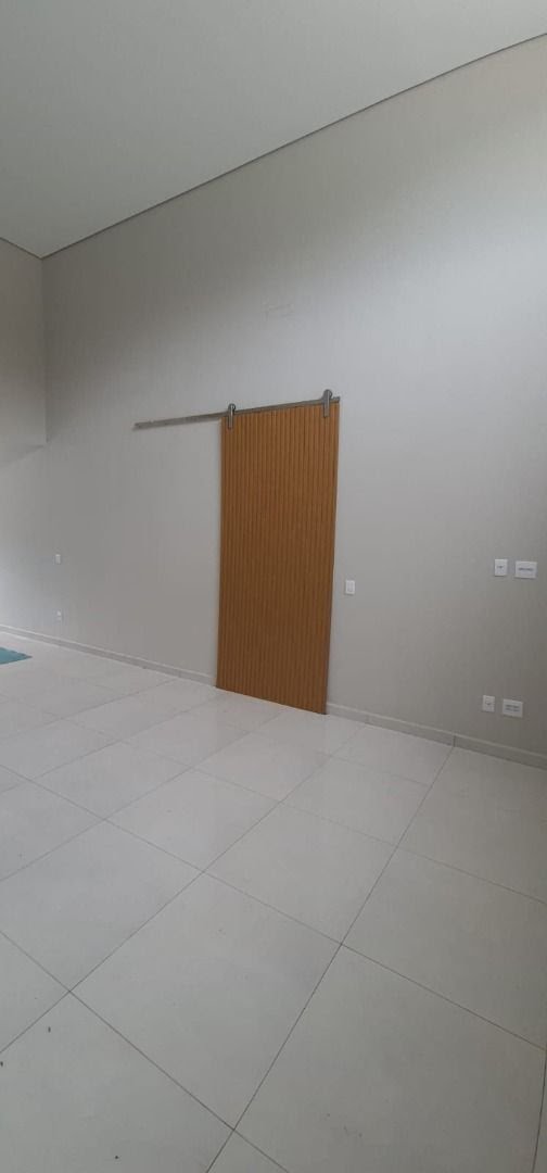 Casa à venda com 3 quartos, 3 suítes, 4 vagas e 150m² no Bonfim Paulista, Ribeirão Preto (SP) — foto 14 de 28