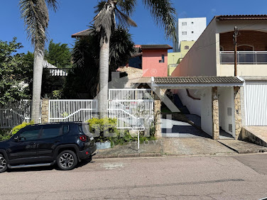 Casa 4 Dormitórios à Venda em Jundiaí - Jardim Santa Adelaide