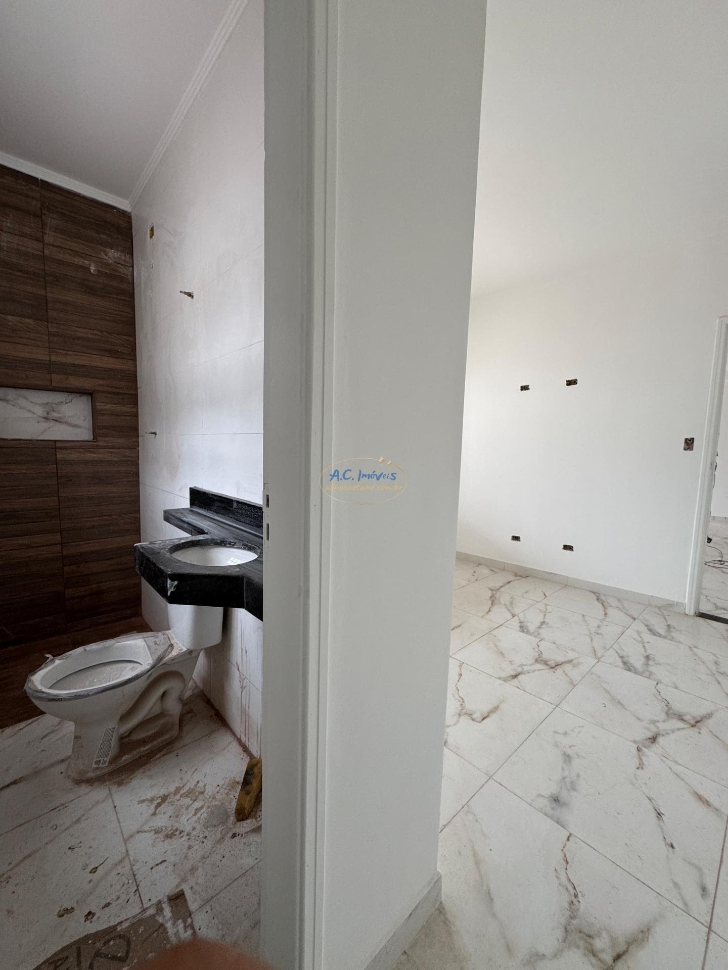 Casa à venda com 4 quartos, 3 suítes, 6 vagas e 435m² no Solemar, Praia Grande (SP) — foto 9 de 28