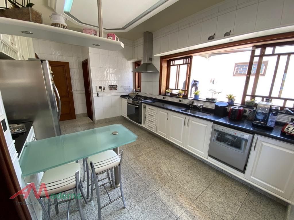 Casa à venda com 4 quartos, 3 suítes, 5 vagas e 550m² no Parque Jequitibás, São João da Boa Vista (SP) — foto 21 de 30