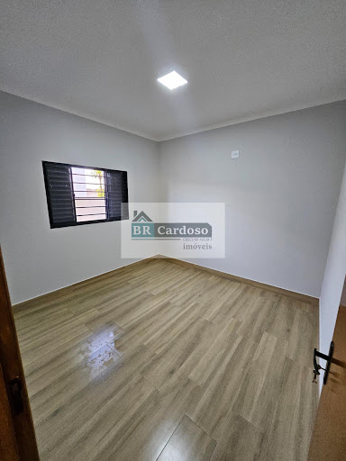Casa à venda no Residencial Paraíso 2, 2 quartos, 90m²