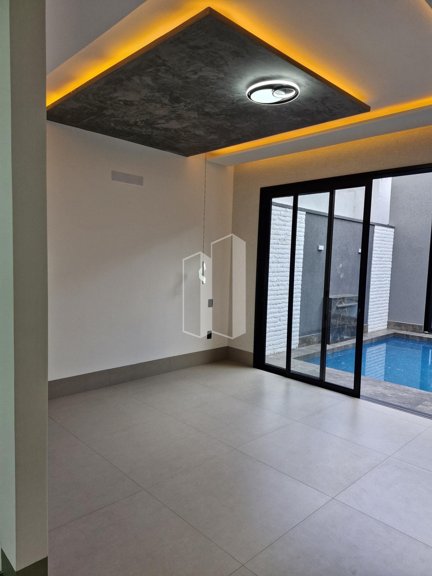 Casa à venda com 4 quartos, 4 suítes, 4 vagas e 238m² no Moinho dos Ventos, Goiânia (GO) — foto 5 de 11