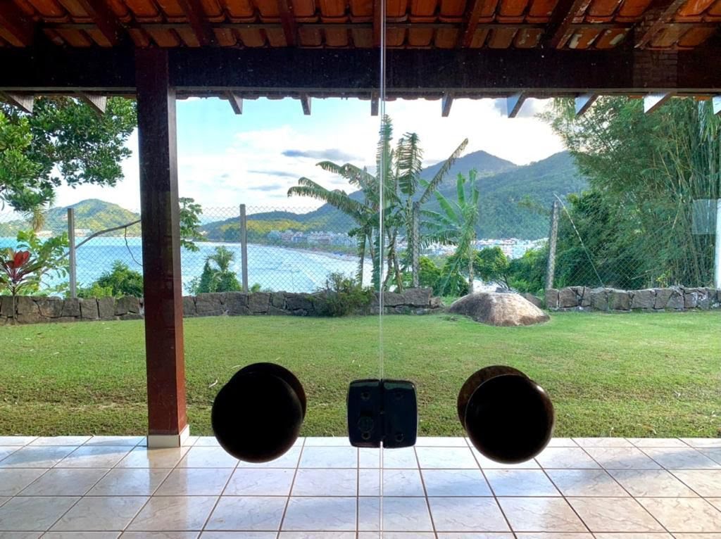 Casa à venda com 5 quartos, 6 banheiros, 2 vagas e 540m² no Praia do Tenório, Ubatuba (SP) — foto 17 de 30