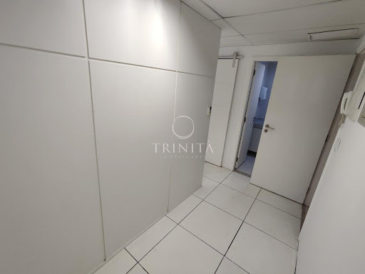 sala-trinitaimobiliaria-barrabusinesscenter