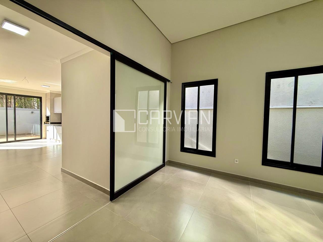 Casa à venda com 3 quartos, 3 suítes, 4 vagas e 203m² no Jardim Manoel Penna, Ribeirão Preto (SP) — foto 5 de 30