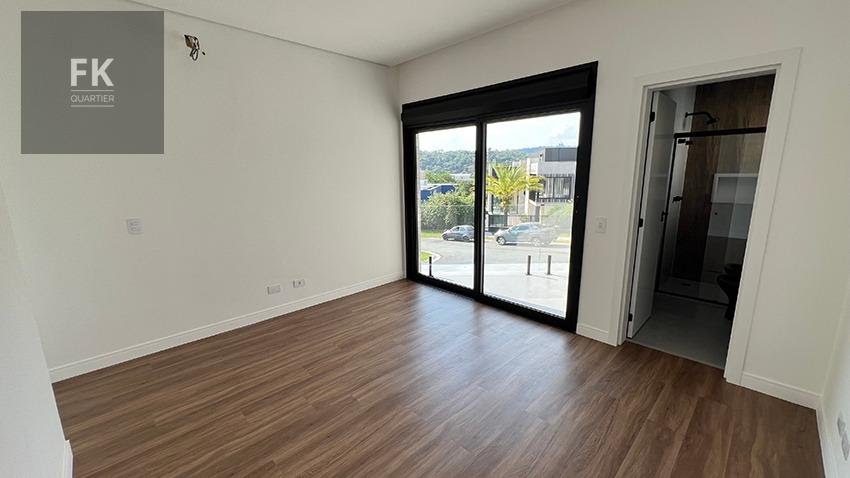 Casa à venda com 4 quartos, 4 suítes, 4 vagas e 350m² no Tambore, Santana de Parnaíba (SP) — foto 20 de 28