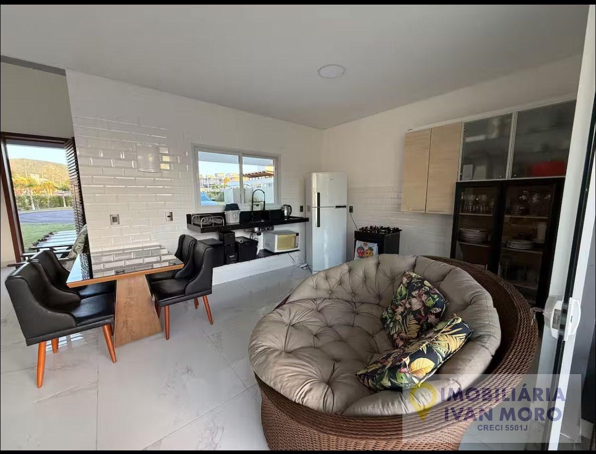 Casa à venda com 3 quartos, 3 suítes, 4 vagas e 212m² no São João do Rio Vermelho, Florianópolis (SC) — foto 6 de 23
