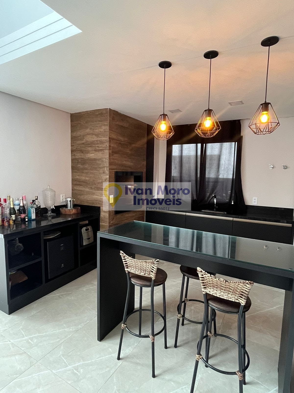 Casa para alugar com 3 quartos, 2 suítes, 3 vagas e 250m² no Daniela, Florianópolis (SC) — foto 8 de 21