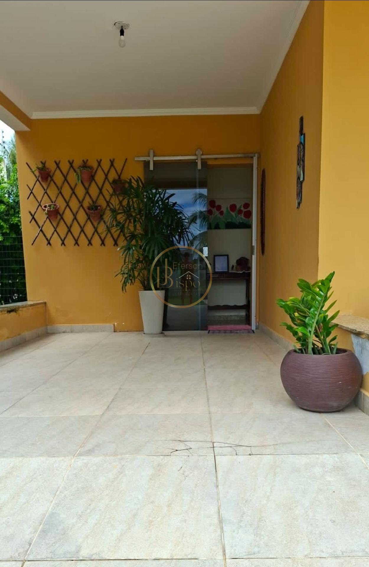 Casa à venda com 4 quartos, 3 suítes, 5 vagas e 168m² no Alto Mundaí, Porto Seguro (BA) — foto 8 de 17