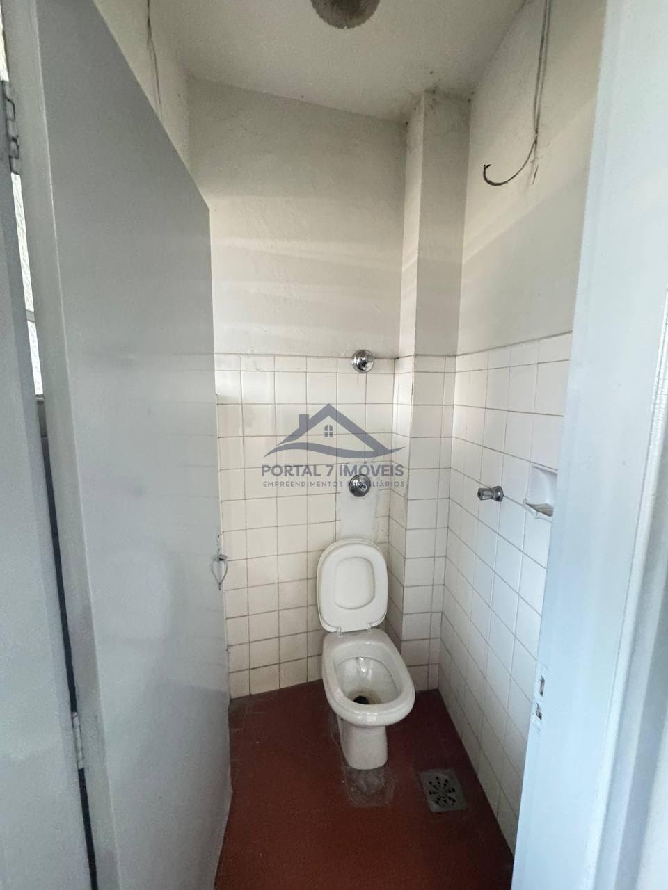 Apartamento à venda com 4 quartos, 2 banheiros e 130m² no Centro, Sete Lagoas (MG) — foto 13 de 16