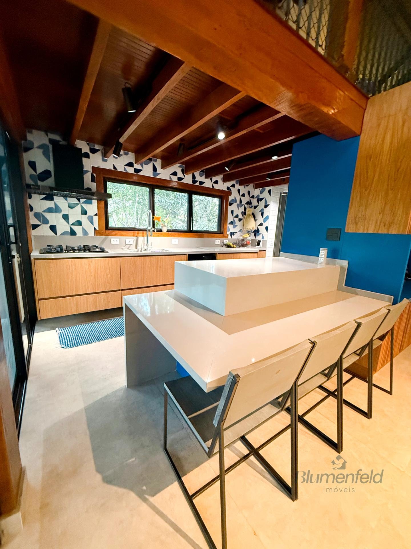 Casa à venda com 3 quartos, 4 suítes, 2 vagas e 400m² no Condomínio Country Club, Arujá (SP) — foto 18 de 30