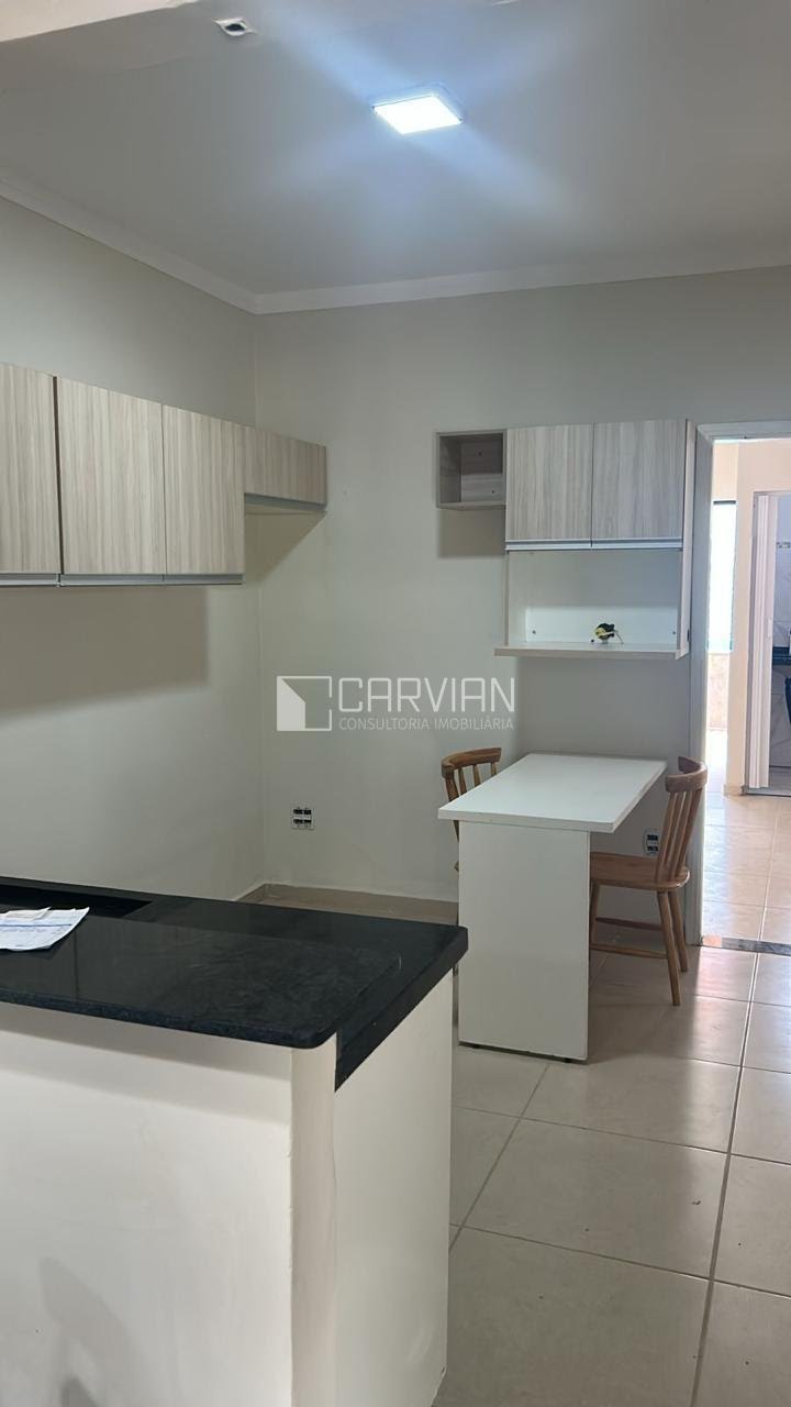 Casa à venda com 3 quartos, 1 suíte, 2 vagas e 150m² no Pq Res C Portinari, Ribeirão Preto (SP) — foto 2 de 12