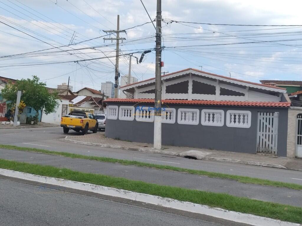 Casa à venda com 2 quartos, 1 suíte, 2 vagas e 136m² no Vilamar, Praia Grande (SP) — foto 2 de 29