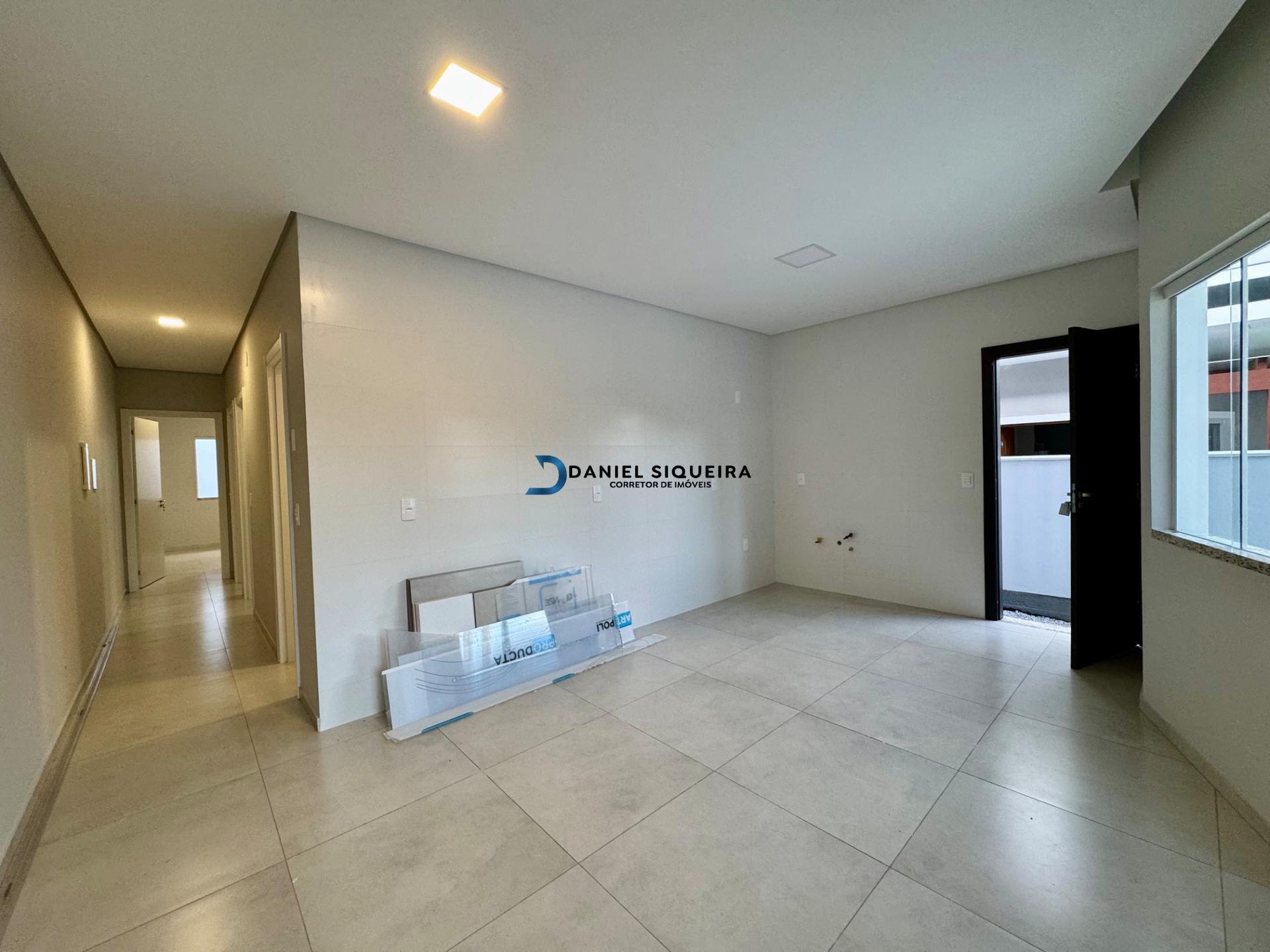 Casa à venda com 3 quartos, 1 suíte, 1 vaga e 80m² no Fundos, Biguaçu (SC) — foto 9 de 17