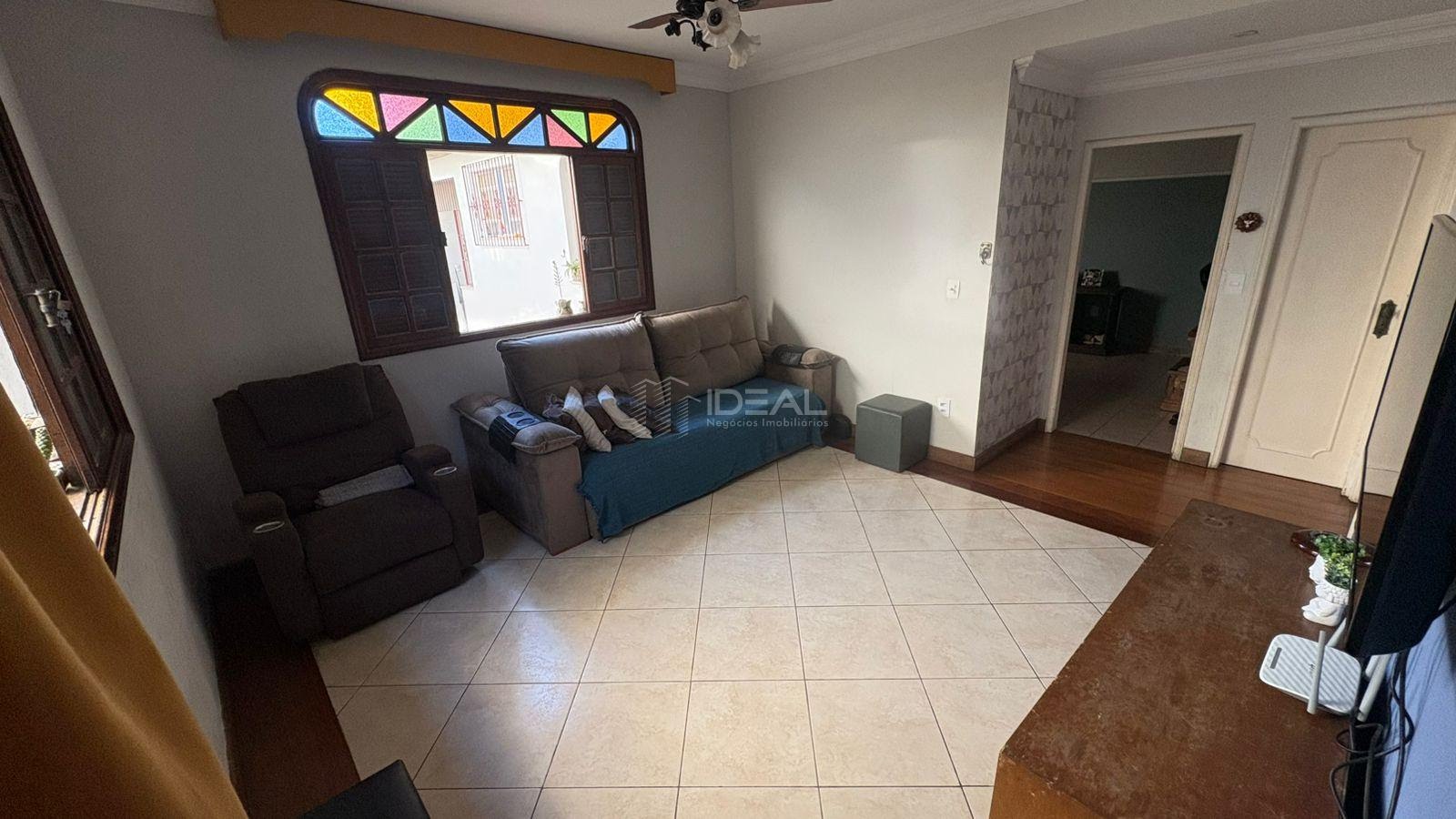 Casa à venda com 5 quartos, 3 suítes, 5 vagas e 296m² no Parque Turf Club, Campos dos Goytacazes (RJ) — foto 3 de 26