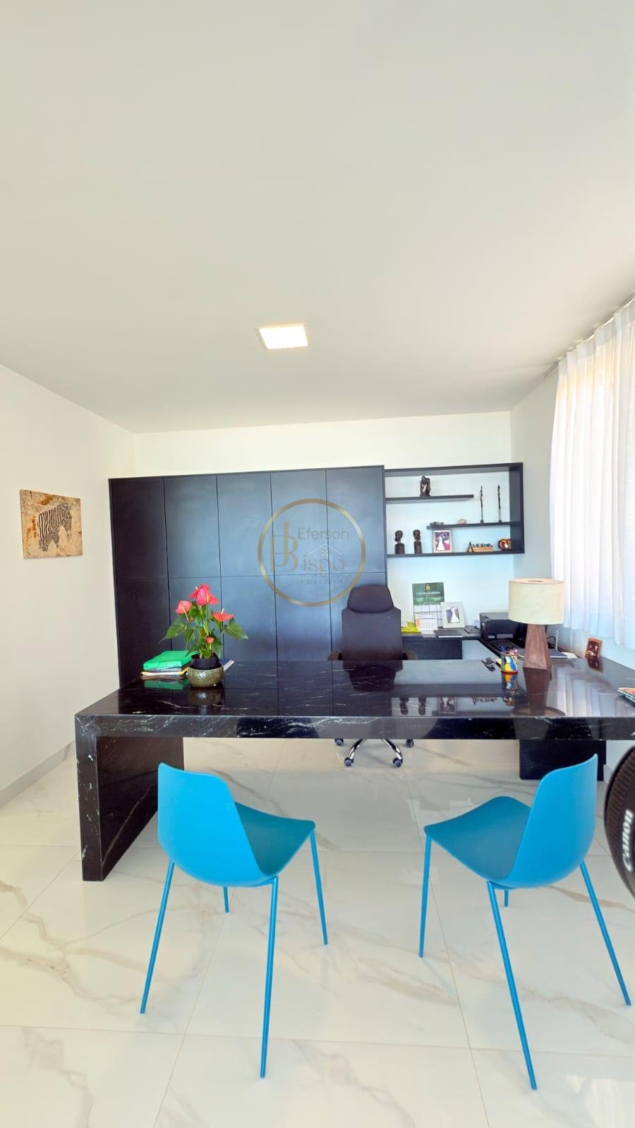 Casa à venda com 5 quartos, 4 suítes, 3 vagas e 514m² no Taperapuan, Porto Seguro (BA) — foto 8 de 12