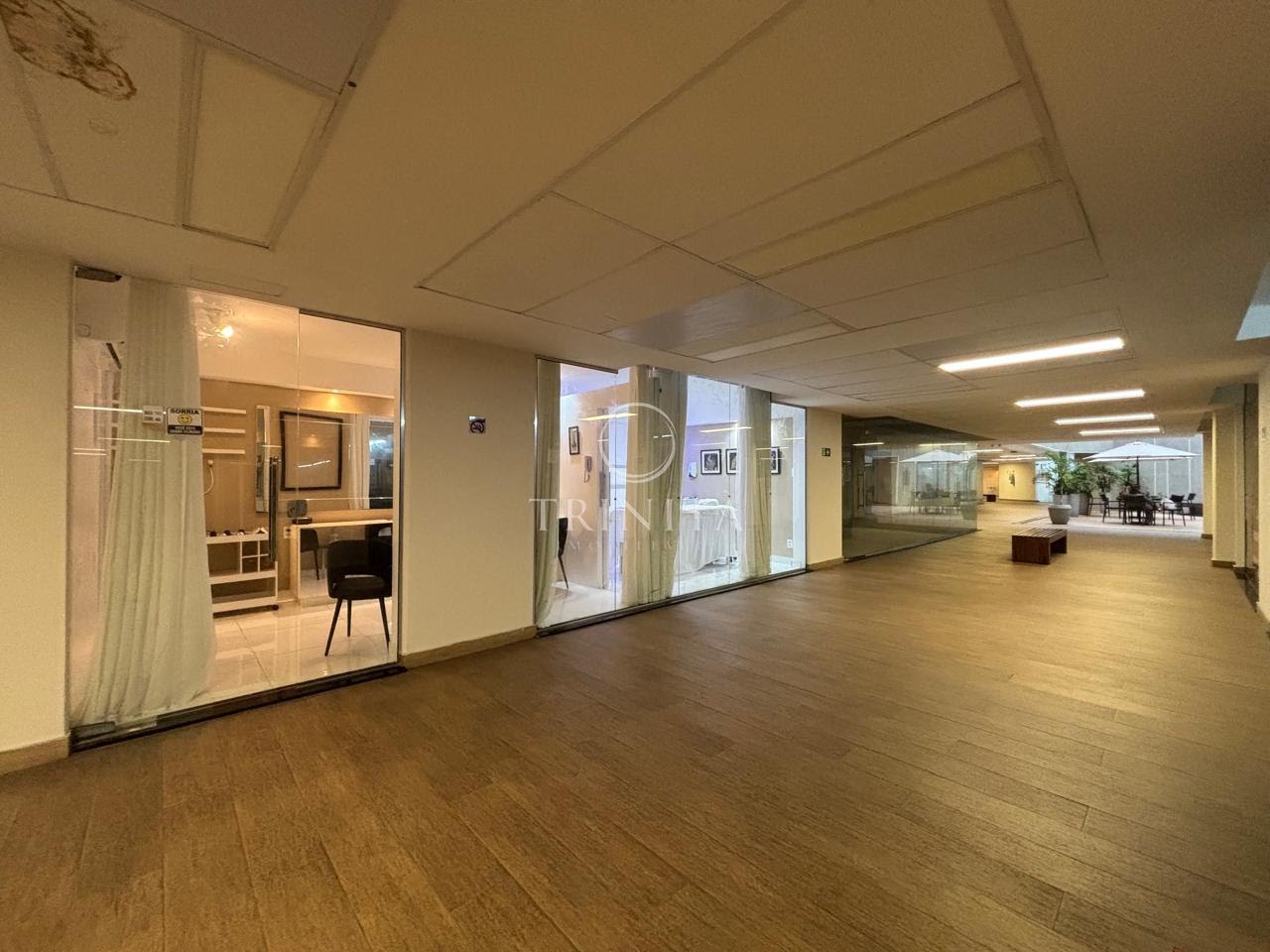 corredor-loja-23m²-A4offices-recreio