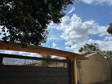 Casa em condomínio 